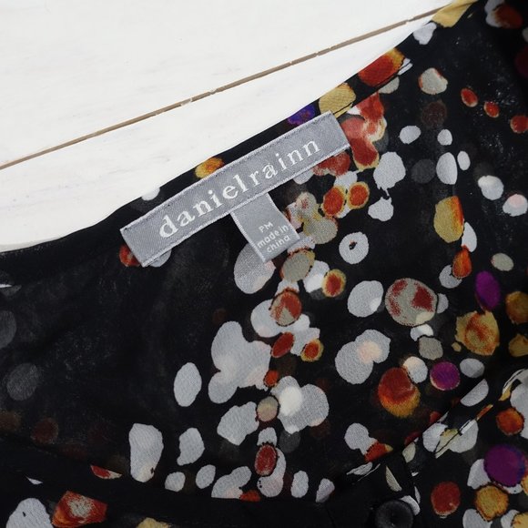 Daniel Rainn Roll Tab Sleeve Blouse Petite - Picture 6 of 11